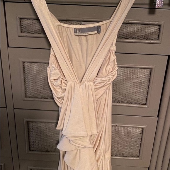 NU by Mark Anthony sleeveless top - Picture 4 of 4